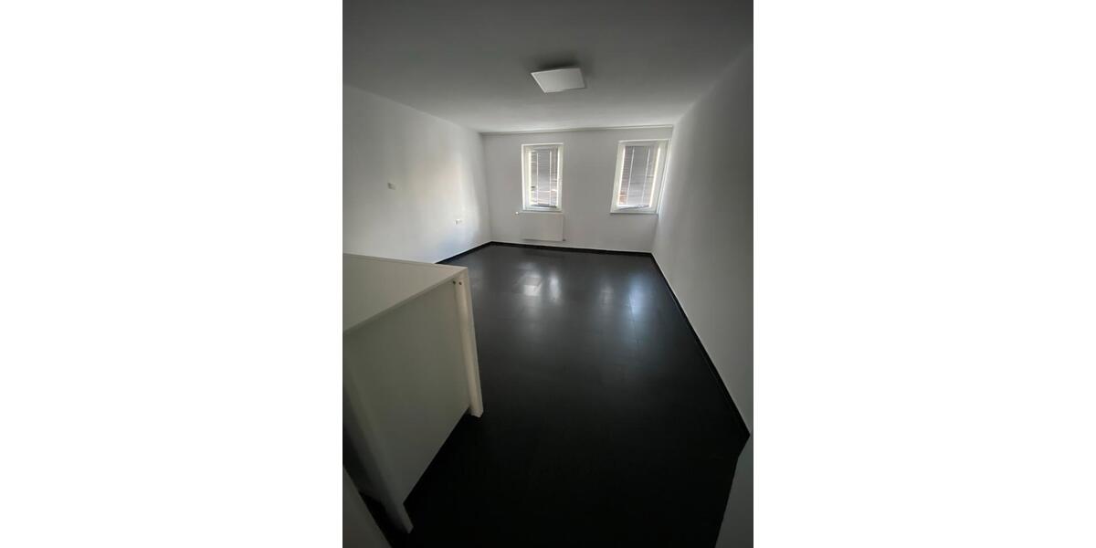 Etagenwohnung Tuttlingen - 4.5 Zimmer, 100 m&sup2;, 269.000&euro; | Angebot:23633622