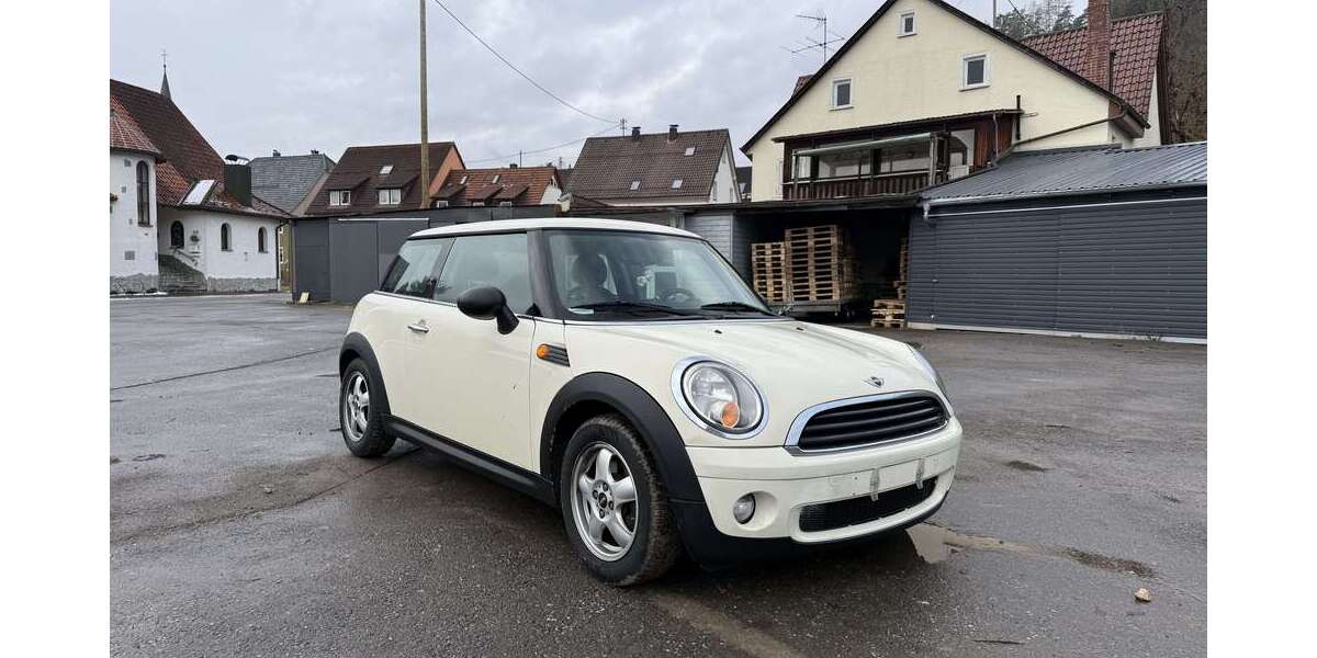 Mini Cooper 190.000 km 2.499 &euro; möhringen 78532