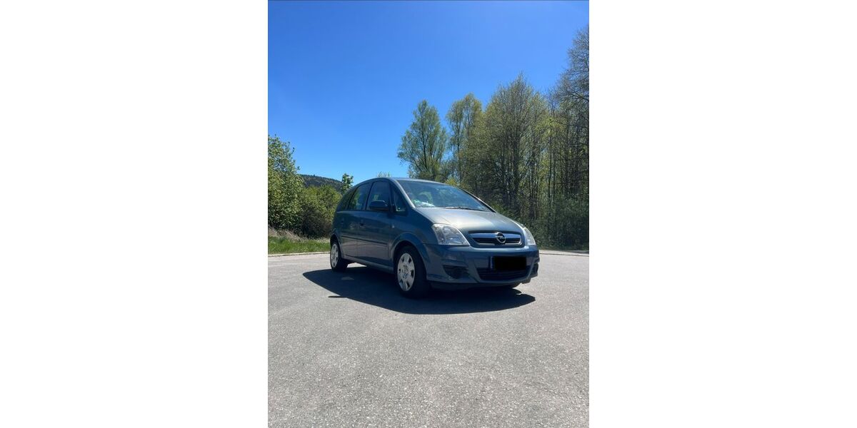 Opel Meriva 70.000 km 2.800 &euro; Denkingen 78588