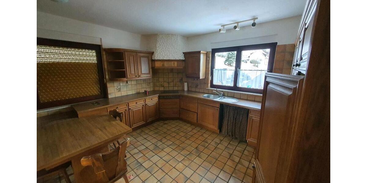 Mehrfamilienhaus, Wohnhaus Geisingen - 8 Zimmer, 180 m&sup2;, 295.000&euro; | Angebot:25081932