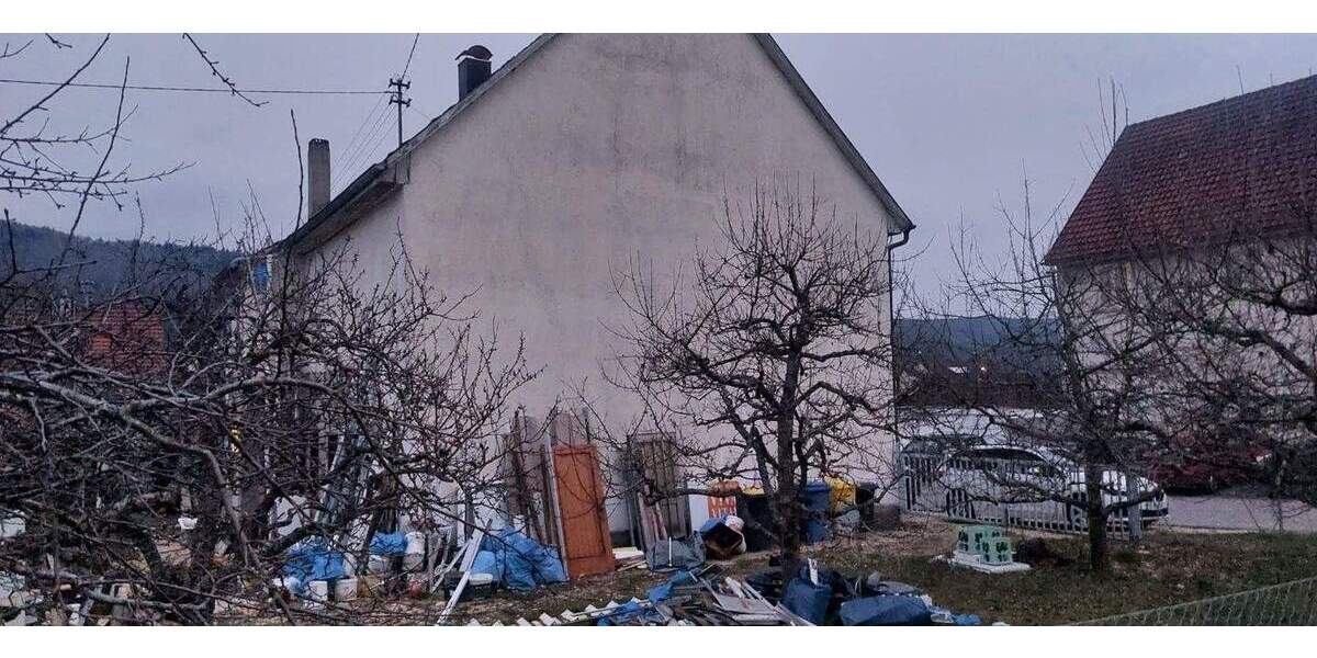 Einfamilienhaus Rietheim-Weilheim Weilheim - 6 Zimmer, 240 m&sup2;, 299.000&euro; | Angebot:25862643