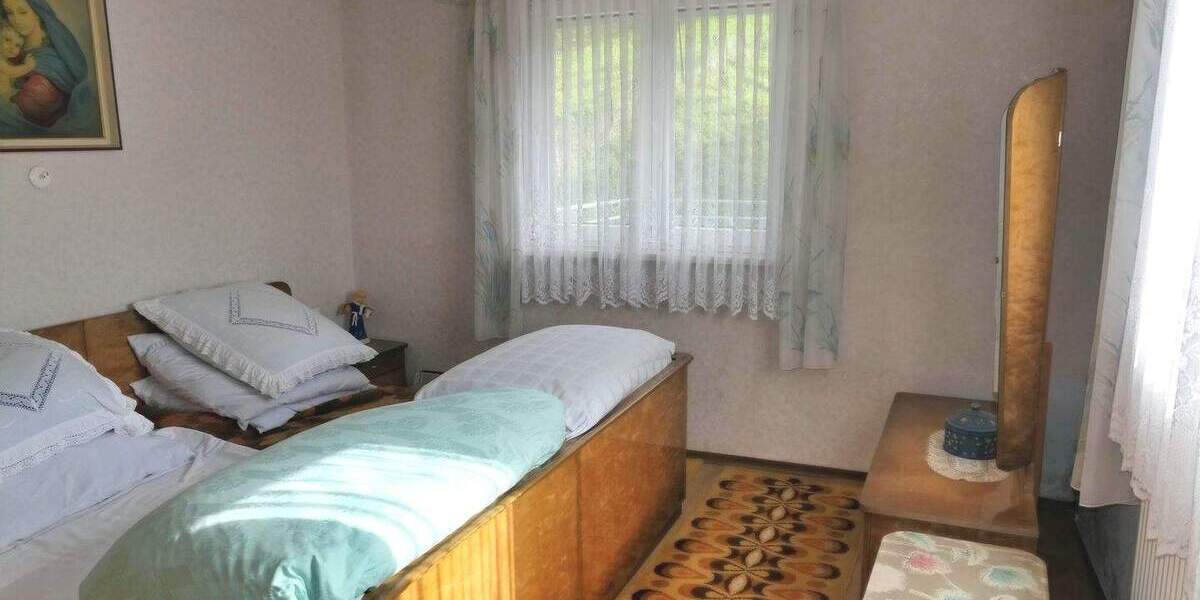 Bauernhaus, Landhaus Deilingen - 6 Zimmer, 112 m&sup2;, 157.000&euro; | Angebot:25732036