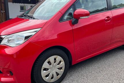 Toyota Verso-S 161.100 km 4.600 &euro; königsfeld 78126