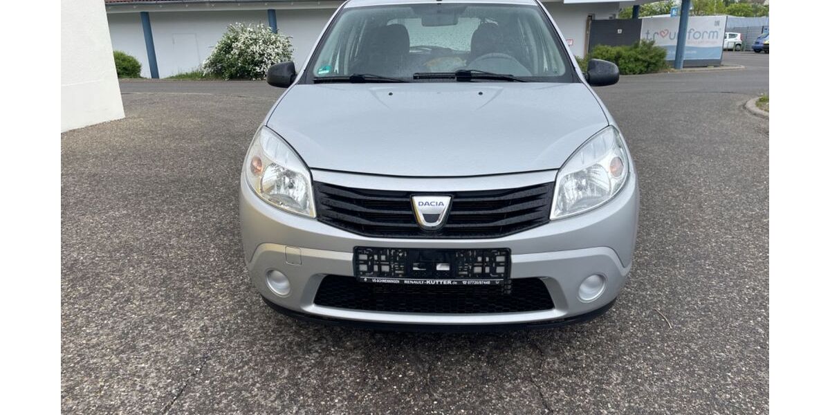 Dacia Sandero 117.000 km 2.850 &euro; Trossingen 78647