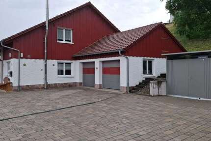 Haus Bonndorf - 4 Zimmer, 140 m&sup2;, 420.000&euro; | Angebot:27018345