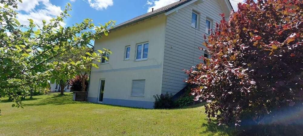Einfamilienhaus Lauterbach - 7 Zimmer, 163 m&sup2;, 449.000&euro; | Angebot:25735386