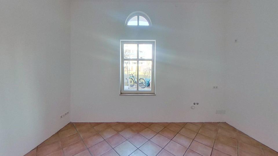 Erdgeschoßwohnung Donaueschingen - 7 Zimmer, 312 m&sup2;, 2.190&euro; | Angebot:25807502