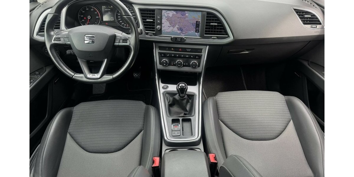 Seat Leon ST XCELLENCE 1.4 TSI/LED/KAMERA/NAVI/SHZ 59.102 km 15.800 &euro; Villingen-Schwenningen 78054