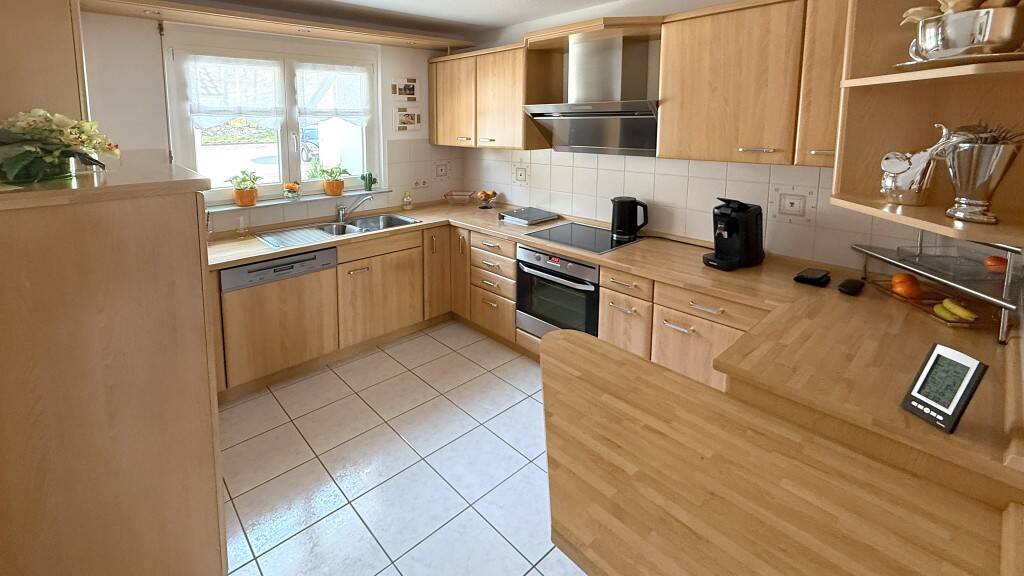 Mehrfamilienhaus, Wohnhaus Villingen-Schwenningen Villingen - 5 Zimmer, 108 m&sup2;, 420.000&euro; | Angebot:26276756