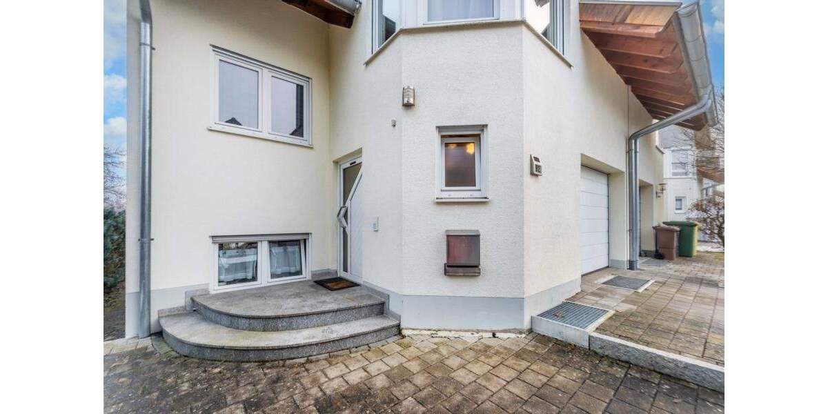 Doppelhaushälfte Villingen-Schwenningen Schwenningen - 6 Zimmer, 159 m&sup2;, 589.000&euro; | Angebot:25698701