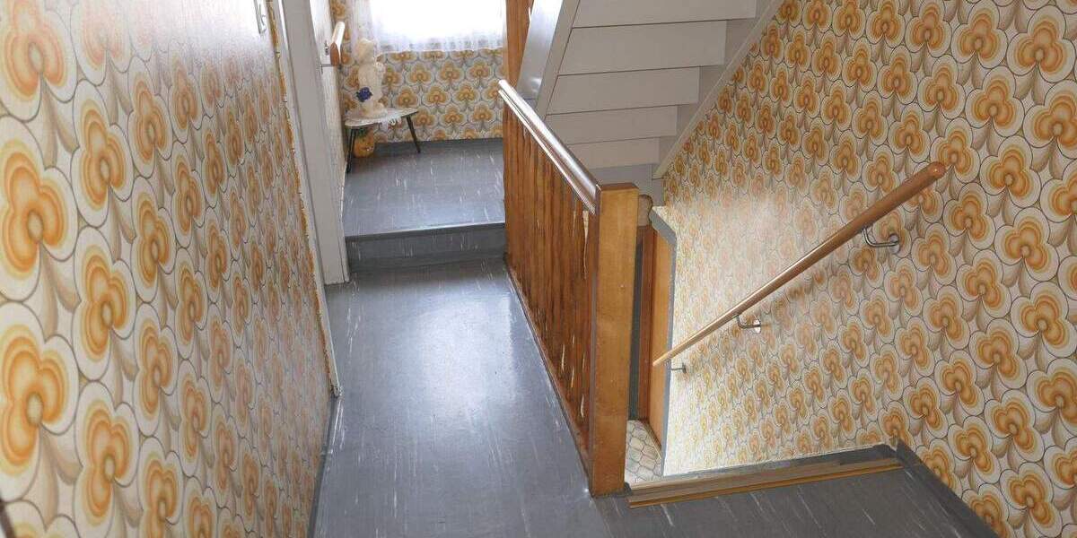 Bauernhaus, Landhaus Deilingen - 6 Zimmer, 112 m&sup2;, 157.000&euro; | Angebot:25732036