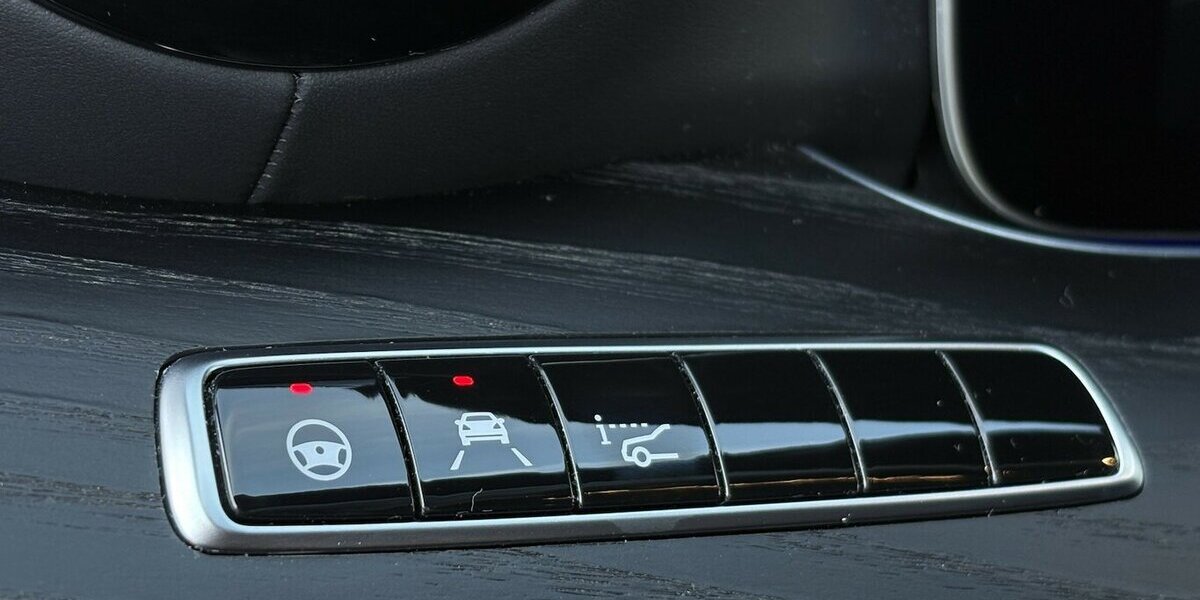 Mercedes-Benz CLS 450 4Matic Edition 1 360°/HUD/MEMORY/MASSAGE 71.300 km 45.900 &euro; Villingen-Schwenningen 78054