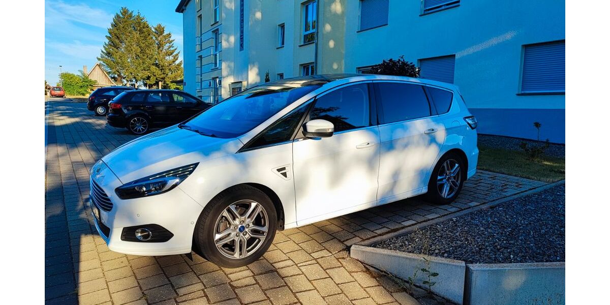 Ford S-Max 184.300 km 11.500 &euro; Epfendorf 78736
