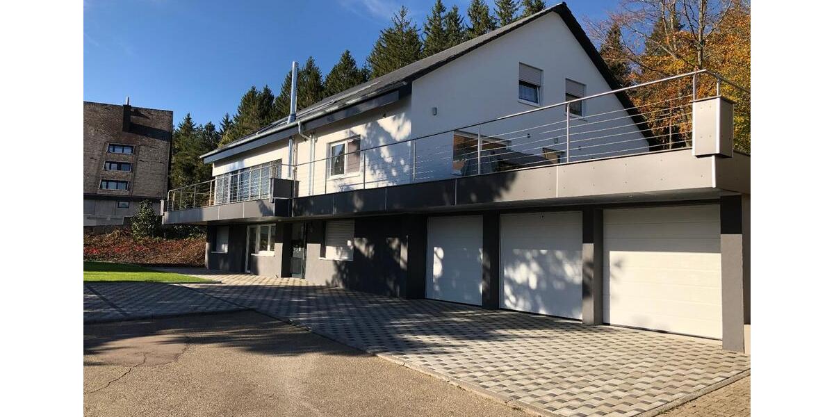 Mehrfamilienhaus, Wohnhaus Unterkirnach - 12 Zimmer, 396 m&sup2;, 950.000&euro; | Angebot:24977857
