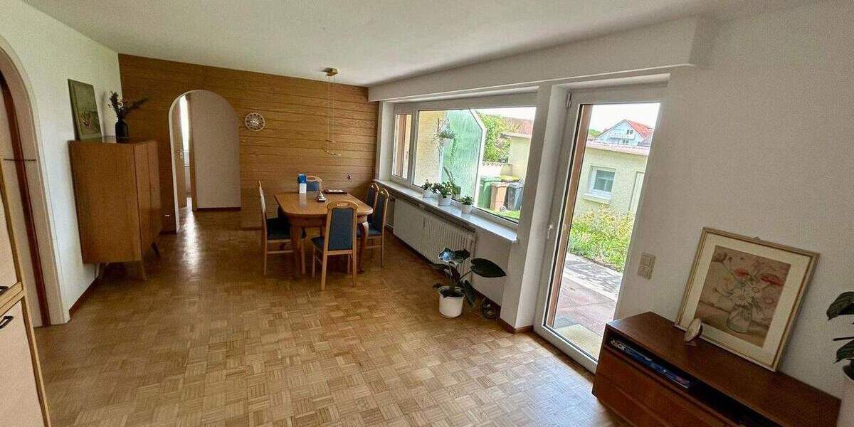 Einfamilienhaus Bad Dürrheim - 1 Zimmer, 247 m&sup2;, 980.000&euro; | Angebot:25716383