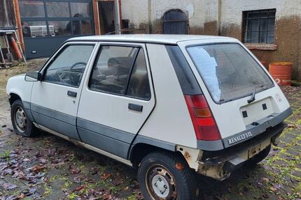 Renault R 5 99.999 km 750 &euro; ROTTWEIL 78628