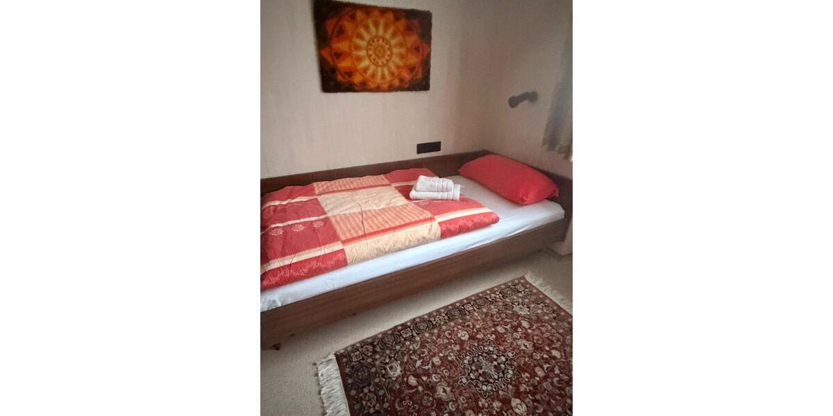 Etagenwohnung Villingen-Schwenningen Schwenningen - 1 Zimmer, 20 m&sup2;, 450&euro; | Angebot:25783425