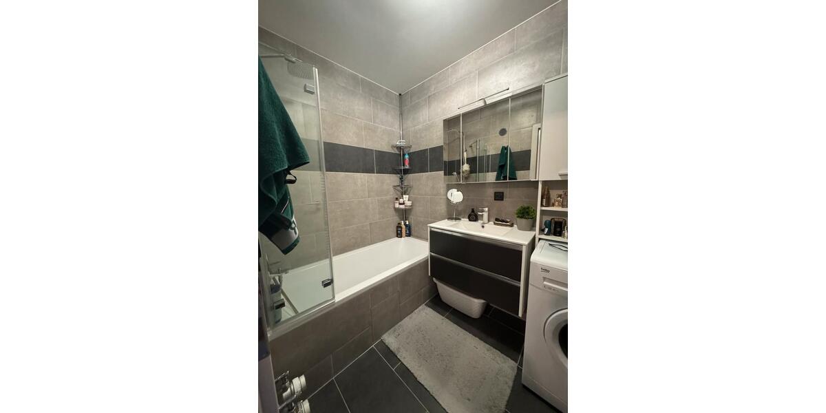 Etagenwohnung Villingen-Schwenningen Schwenningen - 4.5 Zimmer, 91 m&sup2;, 289.000&euro; | Angebot:25422595