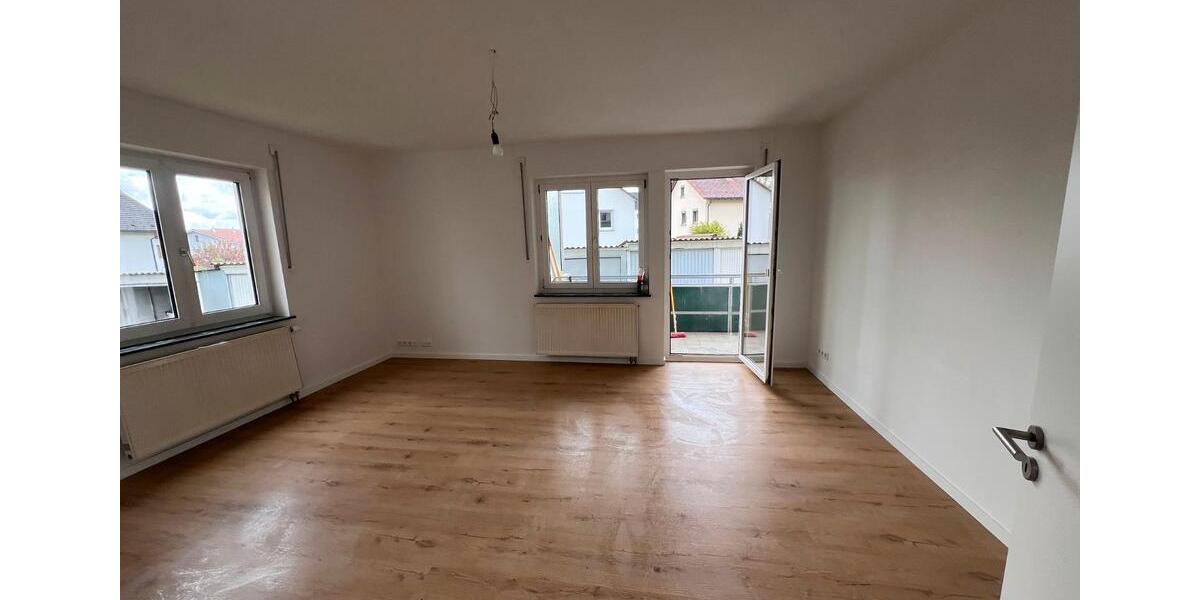 Hochparterre Villingen-Schwenningen Kopsbühl - 3 Zimmer, 84 m&sup2;, 925&euro; | Angebot:26619543