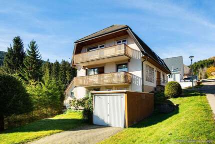 Haus Titisee-Neustadt Neustadt - 8 Zimmer, 214 m&sup2;, 549.000&euro; | Angebot:23519107