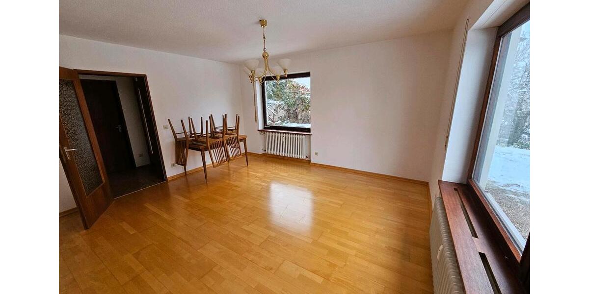 Etagenwohnung Sankt Georgen im Schwarzwald - 3 Zimmer, 70 m&sup2;, 650&euro; | Angebot:25843444