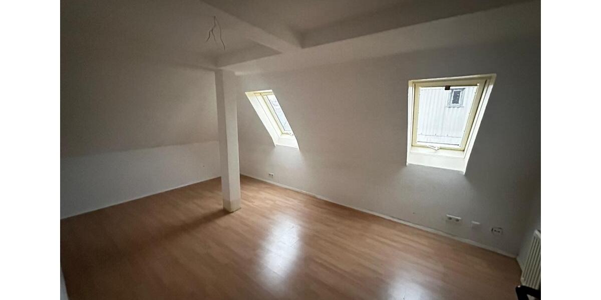 Maisonettenwohnung Oberndorf am Neckar - 4 Zimmer, 120 m&sup2;, 1.200&euro; | Angebot:25451994