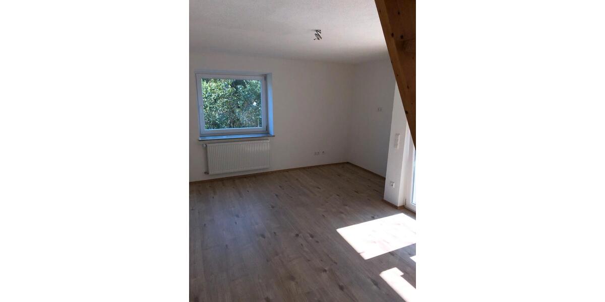 Maisonettenwohnung Tuttlingen - 4.5 Zimmer, 115 m&sup2;, 1.050&euro; | Angebot:24444670