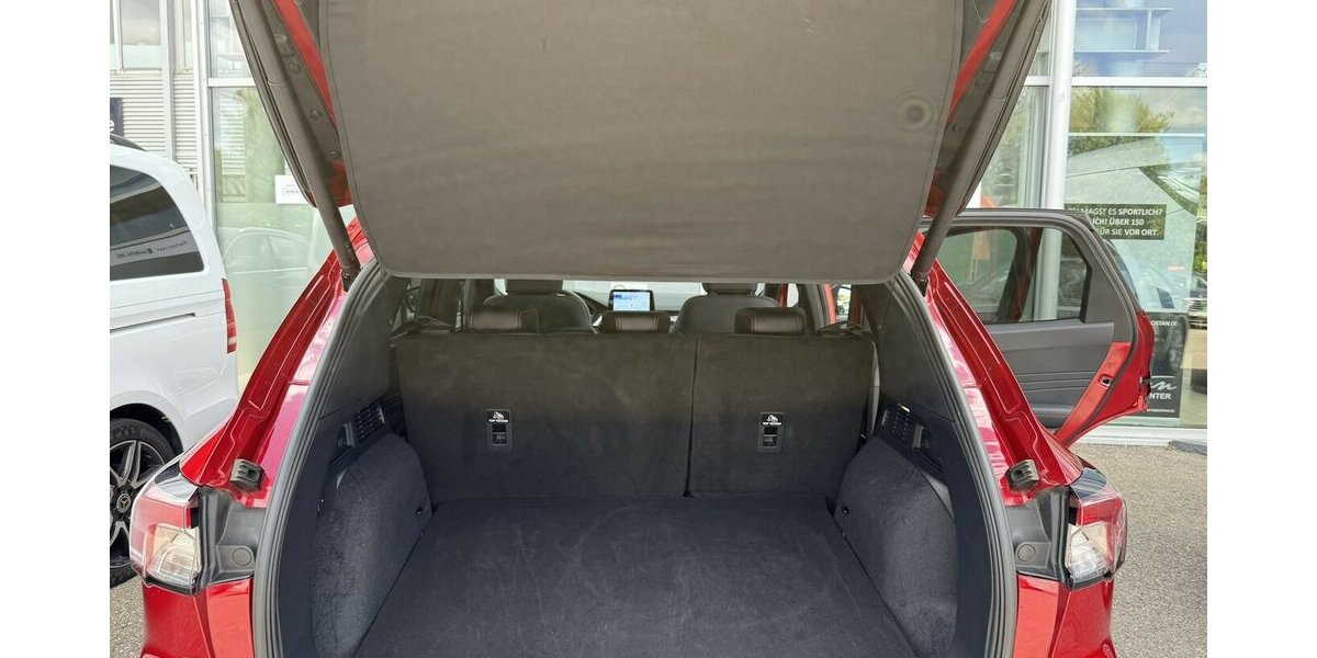 Ford Kuga 2.5 HYBRID ST-LINE X/PANORAMA/KAMERA/1.HAND 26.650 km 23.900 &euro; Villingen-Schwenningen 78054