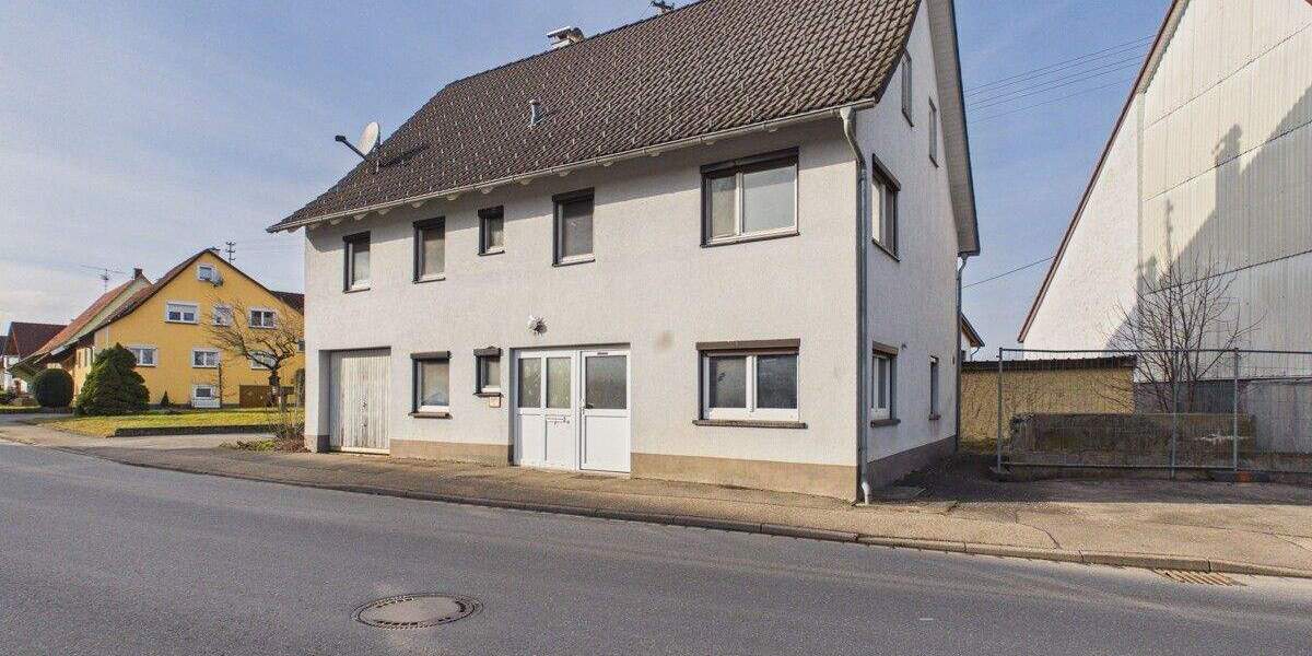 Einfamilienhaus Dunningen Seedorf - 4 Zimmer, 153 m&sup2;, 169.000&euro; | Angebot:25683393
