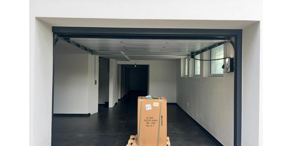 Einfamilienhaus Tuttlingen - 7 Zimmer, 260 m&sup2;, 999.999&euro; | Angebot:26777188