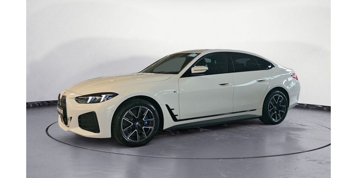 BMW i4 25.691 km 45.360 &euro; Tuttlingen 78532