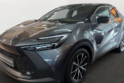 Toyota C-HR 27.100 km 28.480 &euro; Villingen-Schwenningen 78048