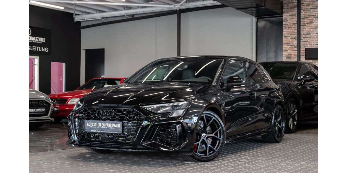 Audi RS3 22.720 km 57.990 &euro; Trossingen 78647