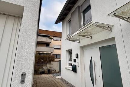 Haus Villingen-Schwenningen Schwenningen - 5.5 Zimmer, 136 m&sup2;, 459.000&euro; | Angebot:26099901