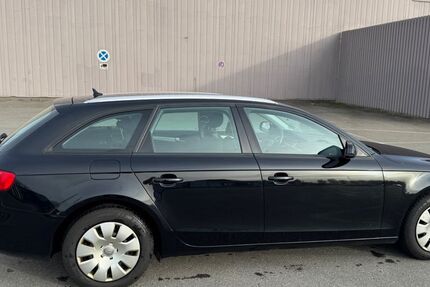 Audi A4 279.323 km 7.800 &euro; Bräunlingen 78199