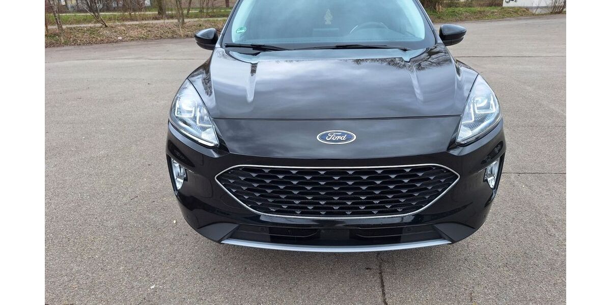Ford Kuga 20.000 km 21.000 &euro; Villingen-Schwenningen 78056