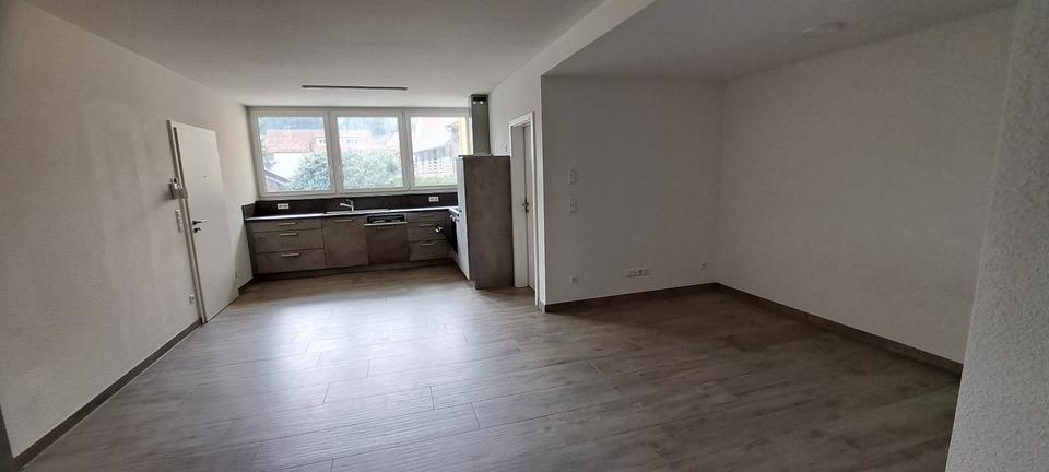 Erdgeschoßwohnung Epfendorf - 3 Zimmer, 91 m&sup2;, 950&euro; | Angebot:25783456
