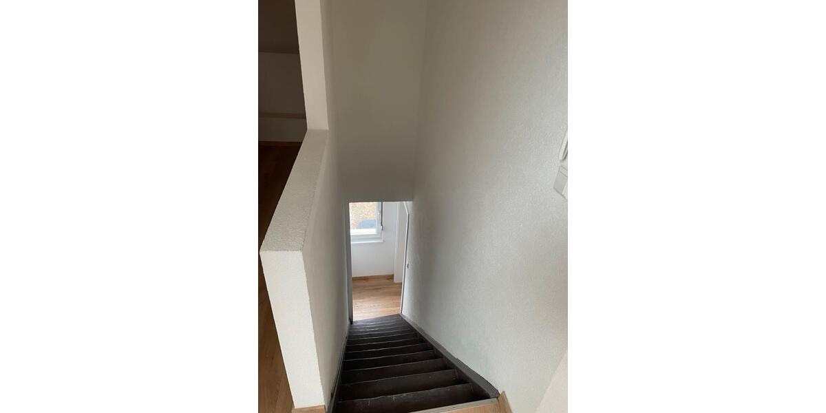 Dachgeschoßwohnung Villingen-Schwenningen Schwenningen - 1 Zimmer, 55 m&sup2;, 650&euro; | Angebot:26415246