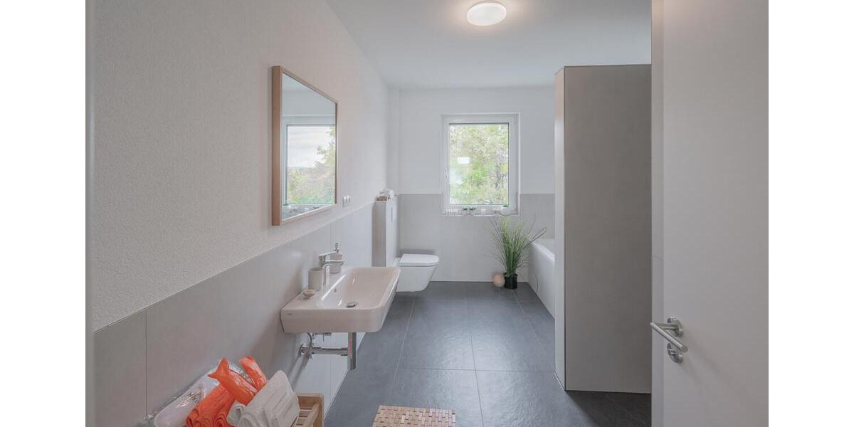 Etagenwohnung Dauchingen - 4 Zimmer, 134 m&sup2;, 1.475&euro; | Angebot:24454053