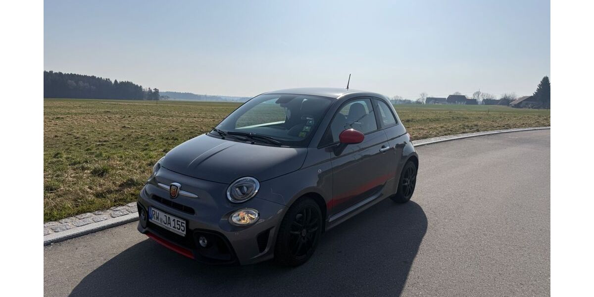 Abarth 500 25.000 km 19.599 &euro; Aichhalden 78733
