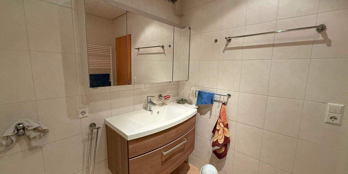 Etagenwohnung Sankt Georgen im Schwarzwald Stadtgebiet - 3 Zimmer, 85 m&sup2;, 153.000&euro; | Angebot:25674228