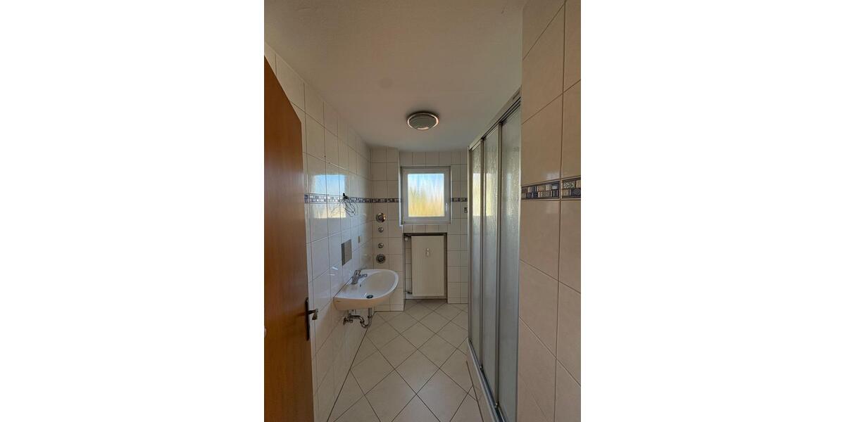 Etagenwohnung Villingen-Schwenningen Schwenningen - 3.5 Zimmer, 90 m&sup2;, 850&euro; | Angebot:24839458