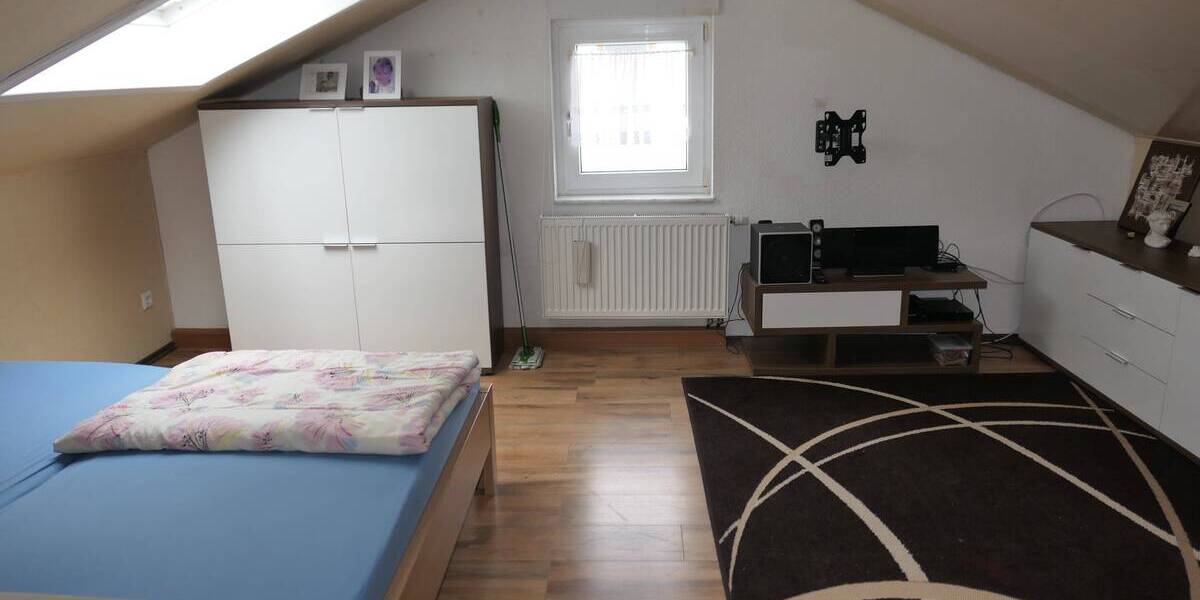 Mehrfamilienhaus, Wohnhaus Trossingen - 8 Zimmer, 144 m&sup2;, 449.000&euro; | Angebot:25732038