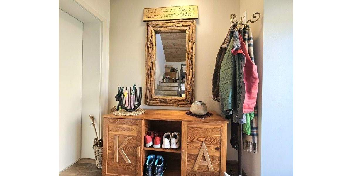 Mehrfamilienhaus, Wohnhaus Fluorn-Winzeln Winzeln - 7 Zimmer, 262 m&sup2;, 585.000&euro; | Angebot:25775350