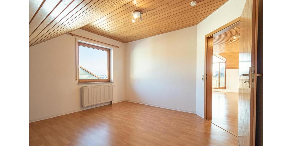Dachgeschoßwohnung Zimmern ob Rottweil - 2 Zimmer, 47 m&sup2;, 620&euro; | Angebot:25328117