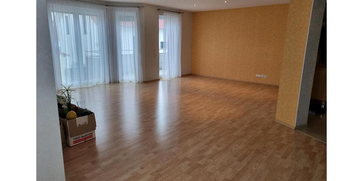 Einfamilienhaus Rottweil - 9 Zimmer, 268 m&sup2;, 686.000&euro; | Angebot:19097822