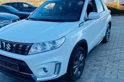 Suzuki Vitara 82.000 km 12.800 &euro; Donaueschingen 78166