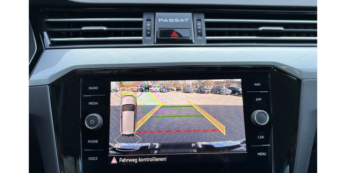 VW Passat 2.0 TDI Variant Business NAVI/KAMERA/ACC 189.309 km 16.900 &euro; Villingen-Schwenningen 78054