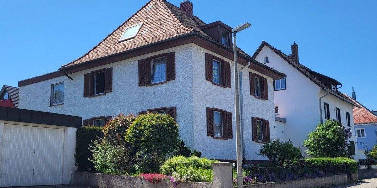 Mehrfamilienhaus, Wohnhaus Villingen-Schwenningen Villingen - 7 Zimmer, 215 m&sup2;, 559.000&euro; | Angebot:25685278