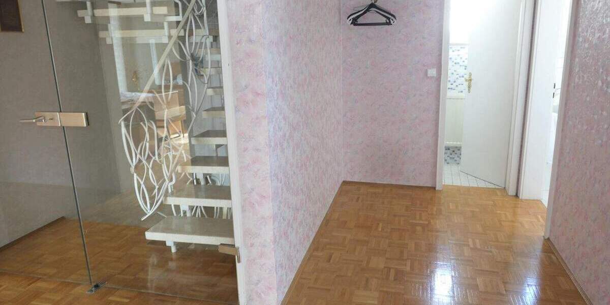 Einfamilienhaus Gosheim - 1 Zimmer, 207 m&sup2;, 335.000&euro; | Angebot:25676912